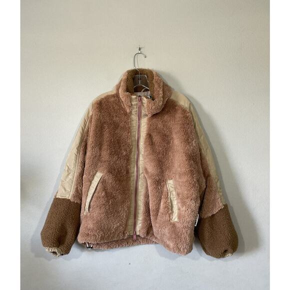 Faux Fur Jacket By OOF Women’s Size 42 Wear The Shapes Lab Oversized Soft Furry - Picture 1 of 7